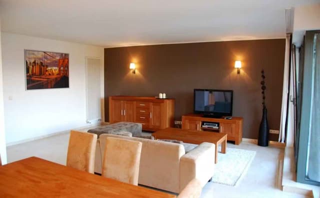 Appartement te huur in Sint-Jans-Molenbeek