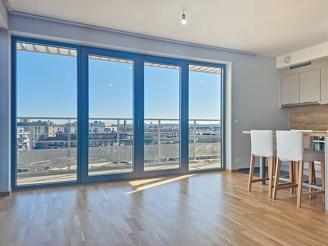 Volledig gerenoveerd appartement met 2 slaapkamers en terras