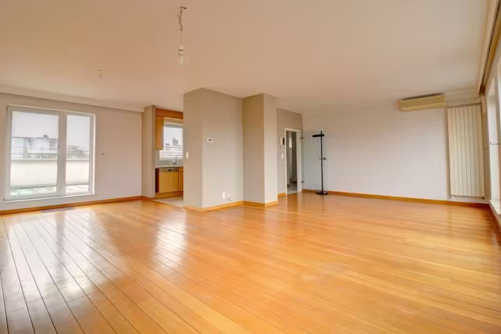 Penthouse te huur in Jette