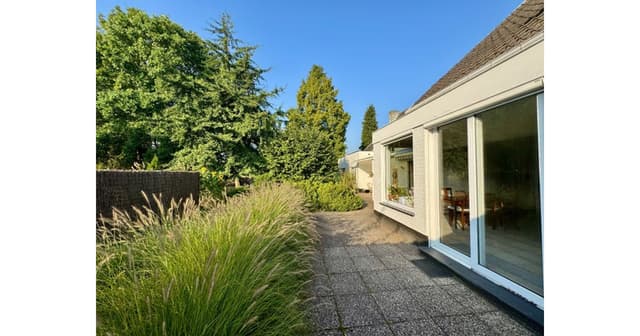 Rustig gelegen woning met 3 slaapkamers en mooie tuin