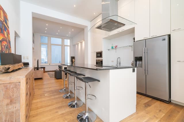 Luxueuze duplex te Antwerpen met 2 slaapkamers en sauna