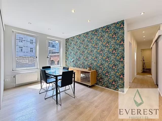 Place Flagey! Beautiful 2-bedroom furnished apartment