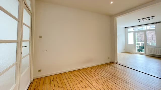 Licht appartement in Welvaartstraat op het Zuid