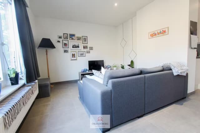 Instapklaar 1-slaapkamerappartement in Sint-Amandsberg
