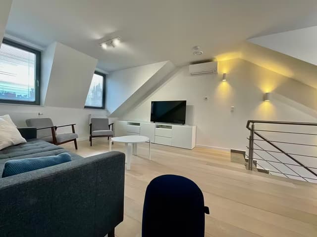 Volledig nieuw duplexappartement in hartje Brussel