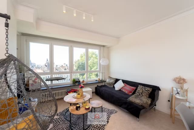 2 slaapkamer appartement met terras vlakbij Citadelpark