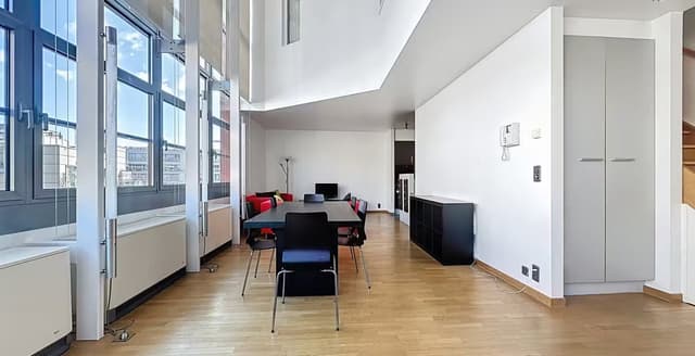 Lumineux duplex 141m² met 2 slaapkamers in Brussel Centrum