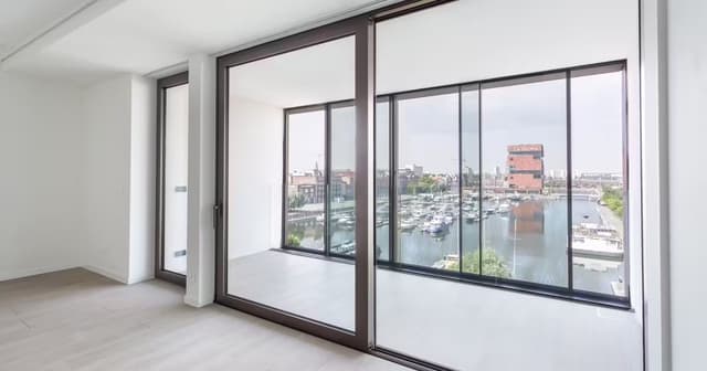 Luxe studio aan het Willemdok, Eilandje