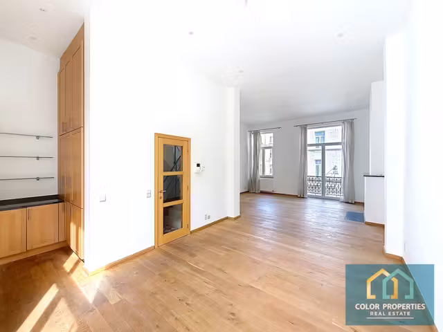 Triplex appartement in de Europese wijk