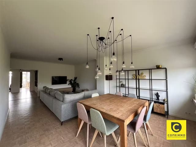 Modern 2-slaapkamer appartement met 2 terrassen en garagebox